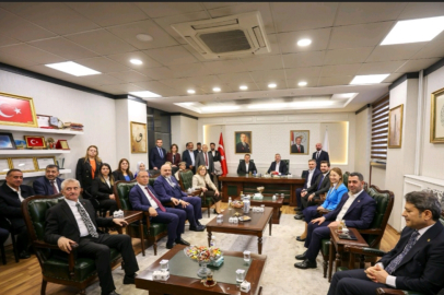 AK PARTİ GAZİANTEP’TE COŞKULU RAMAZAN BAYRAMI BULUŞMASI