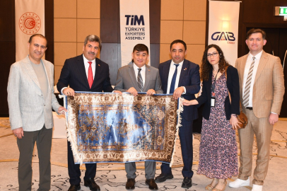 Gaziantepli Halıcılar Katar’da