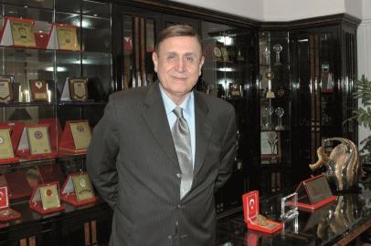 Duayen Sanayici M. Naci Topçuoğlu Anılacak