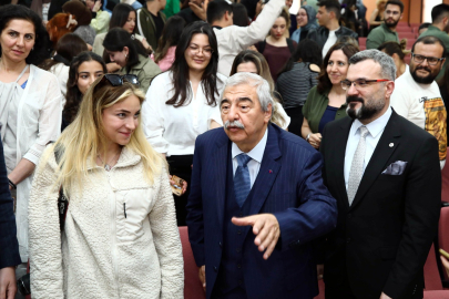 KONUKOĞLU , ÖĞRENCİLERE TECRÜBELERİNİ ANLATTI