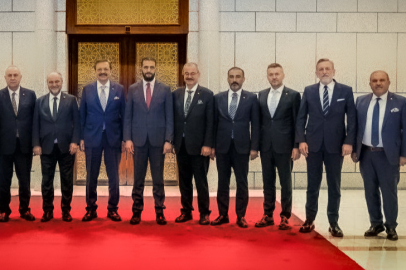 Konukoğlu Ve Yıldırım, Suriye Ekonomik İş Birliği Görüşmelerine Katıldı