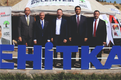 ŞEHİTKAMİL BELEDİYESİ AHLAT’TA YERİNİ ALDI
