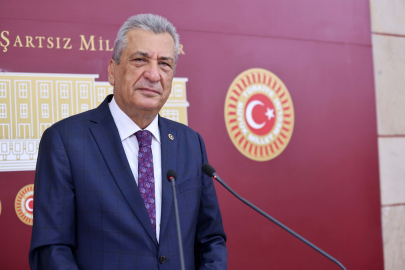 Hasan Öztürkmen, fıstıktaki düşük rekolteye dikkat çekti