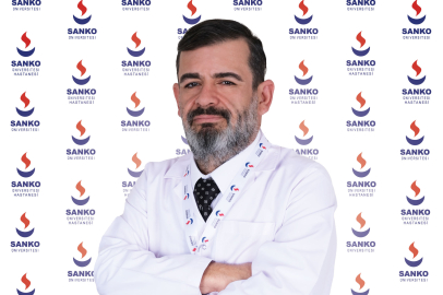 MEMEDE HİSSEDİLEN HER KİTLE, KANSER OLMASA DA DEĞERLENDİRİLMELİDİR