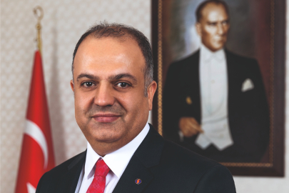 SANKO ÜNİVERSİTESİ HASTANESİ GENEL MÜDÜRÜ DR. KİLECİ: “BAĞIMSIZLIĞIMIZIN SİMGESİ CUMHURİYETİMİZ, MİLLET OLARAK BAŞARABİLDİKLERİMİZİN BİR GÖSTERGESİDİR”