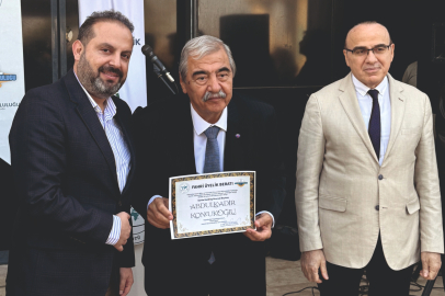 Abdulkadir Konukoğlu:üniversiteden Mezun Olmak Yolculuğun İlk Adımıdır”