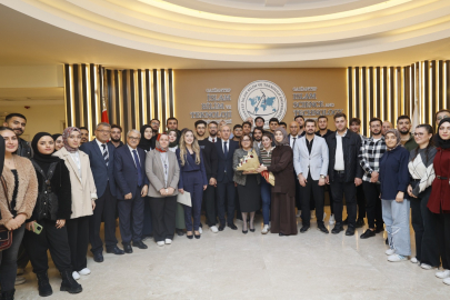 BAŞKAN ŞAHİN GİBTÜ'DE GENÇLERLE BULUŞTU