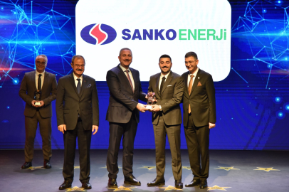 TÜRKİYE’NİN 500 BÜYÜK SANAYİ KURULUŞU ARASINA GİREN SANKO’NUN 4 ŞİRKETİ ÖDÜLLENDİRİLDİ