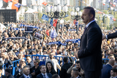 ANAHTAR PARTİ 100 BİN ÜYE BARAJINI AŞTI