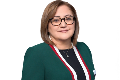 BAŞKAN ŞAHİN: BU ŞEHİR, BAĞIMSIZLIĞINI BİR EMANET GİBİ TAŞIYAN KAHRAMANLARIN ŞEHRİDİR