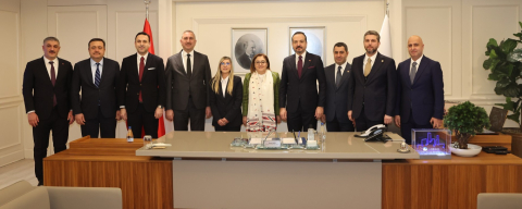 AK PARTİ GENEL BAŞKAN YARDIMCISI ZORLU, BAŞKAN ŞAHİN’İ MAKAMINDA ZİYARET ETTİ