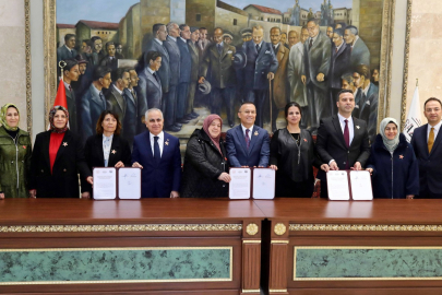 GAÜN İLE AİLE VE SOSYAL HİZMETLER İL MÜDÜRLÜĞÜ ARASINDA İŞBİRLİĞİ PROTOKOLÜ İMZALANDI