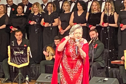 AYŞE TAŞ GAZİANTEP’LİLERİ ÇOŞTURDU