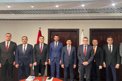 DEİK/TÜRKİYE-IRAK İŞ KONSEYİ BAŞKANI HALİT ACAR,  IRAK MERKEZ BANKASI BAŞKANI AL-ALAQ İLE GÖRÜŞTÜ