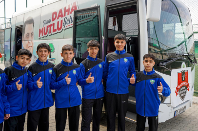 GENÇ SPORCULARA MORAL VEREN UĞURLAMA