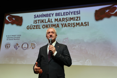 ŞAHİNBEYLİ ÖĞRENCİLER İSTİKLAL MARŞINI EN GÜZEL OKUMAK İÇİN YARIŞTI