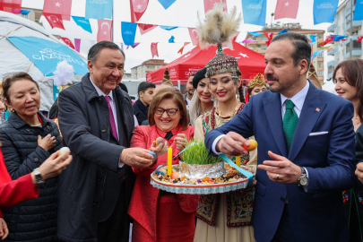 GAZİANTEP’TE NEVRUZ BİRLİK - KARDEŞLİK MESAJLARIYLA KUTLANDI