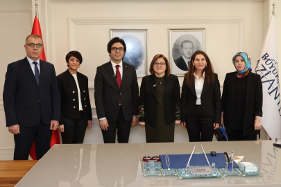 GAZİANTEP BÜYÜKŞEHİR’DEN DOĞUM SÜRECİNE EBE EŞLİĞİ MODELİ!