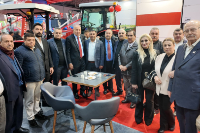 İYİ Parti Gaziantep Teşkilatı GAPTARIM Fuarı’nda Yoğun İlgi Gördü: Çiftçiyle Birebir Temas