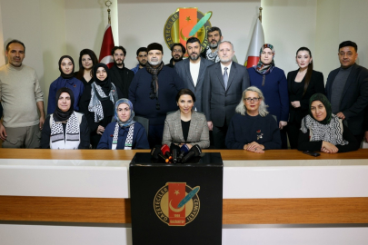 Aktivistler GGC'de buluştu: "Hakikatin sesi kısılmaz!"