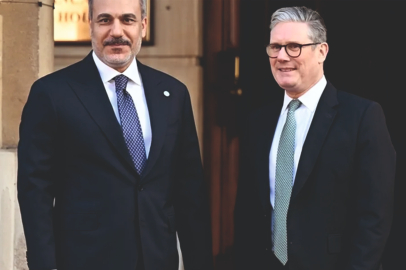 Bakan Hakan Fidan, İngiltere’deki Ukrayna Zirvesi’ne Katıldı