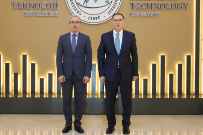 GİBTÜ’de “Türkiye’nin 21. Yüzyıl Hedefleri ve Ortadoğu’da Barış” Konuşuldu