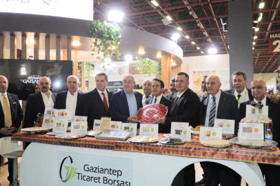 GAZİANTEP’İN 109 COĞRAFİ İŞARETLİ ÜRÜNÜ YÖREX’TE GÖVDE GÖSTERİSİ YAPTI