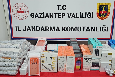 GÜMRÜK KAÇAĞI TELEFONLARA JANDARMA ENGELİ