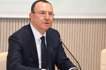 Gülsan Holding Yönetim Kurulu Başkanı Mustafa Topçuoğlu, Kilis’te Üniversitelilerle Buluştu