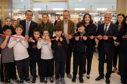 SANKO OKULLARI’NIN 25 YLLIK EĞİTİM SERÜVENİ FOTOĞRAFLARLA ANLATILDI