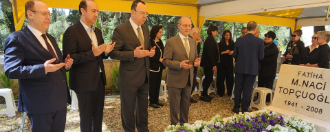 Naci Topçuoğlu Vefatının 18. Yılında Mezarı Başında Dualarla Anıldı