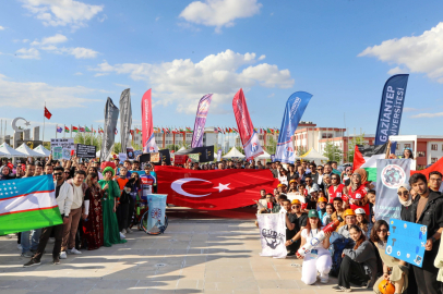GAZİANTEP ÜNİVERSİTESİ BAHAR ŞENLİKLERİ BAŞLADI