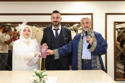 ŞAHİNBEY’DE 106 ÇİFT MUTLULUĞA EVET DEDİ