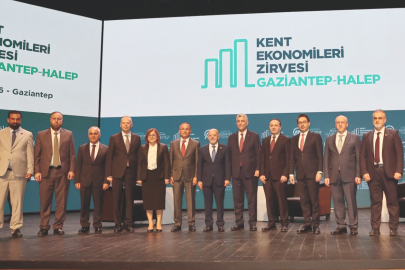 GAZİANTEP'TE TÜRKİYE-SURİYE KENT EKONOMİ ZİRVESİ YAPILDI!