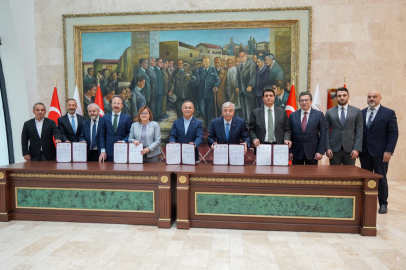 İMZALAR KUR’AN KURSU İÇİN ATILDI