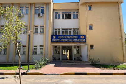Gaziantep Üniversitesi Tekstil Mühendisliği: Sanayinin Kalbinde, Geleceğin Teknolojisine Yön Veren Eğitim