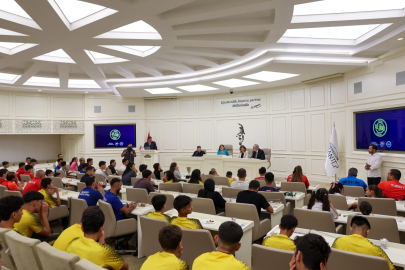 BAŞKAN ŞAHİN,  BAŞARILI SPORCULARIYLA BİR ARAYA GELDİ