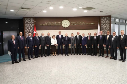 BAŞKAN AKDOĞAN'DAN BAKAN ŞİMŞEK'E ZİYARET
