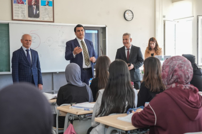 BAŞKAN YILMAZ’DAN ÜNİVERSİTE ÖĞRENCİLERİNE BÜYÜK DESTEK