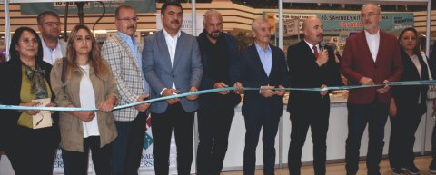 ŞAHİNBEY BELEDİYESİ 10. KİTAP FUARI KAPILARINI AÇTI